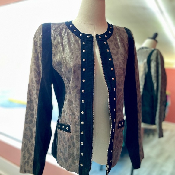 Sharif 1827 Couture Suede Black and Metallic Leopard Print Zip Up Jacket - Picture 3 of 6